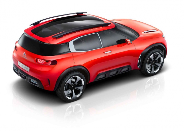 Dünyada 'Yılın otomobili' belli oldu - 11