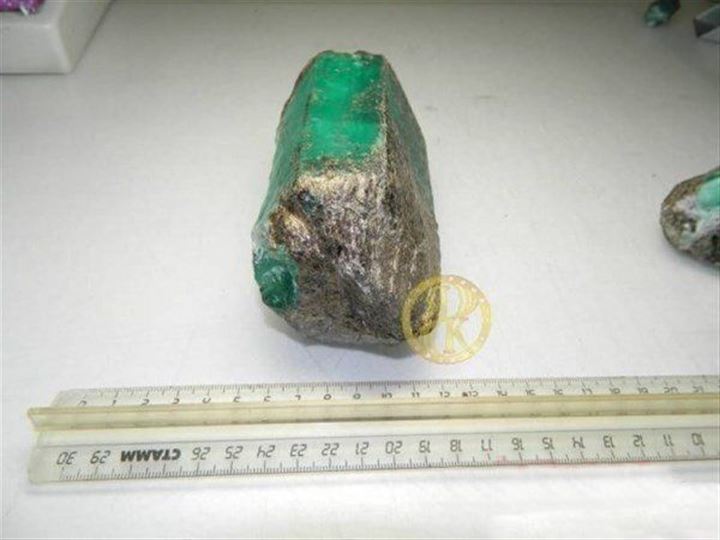 Yolda yürürken bulduğu taş servet değerinde çıktı - 5