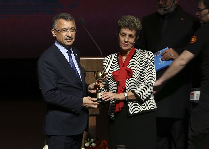 Eski futbolcu  Müslüman olup kimsesiz çocuklara köy kurdu - 8