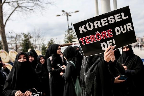 Yeni Zelanda'da Müslümanları hedef alan terör saldırısı Fatih Cami'nde protesto edildi - 18