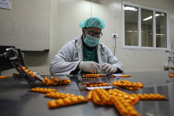 Gazze'deki tek ilaç fabrikası İsrail baskısına direniyor - 12