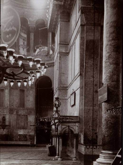 Ayasofya'nın cami olduğu yıllara ait fotoğraflar - 15