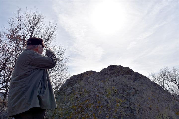 Sıradan kaya parçası sanılıyordu 4 bin yıllık gözlem evi olduğu ortaya çıktı - 6