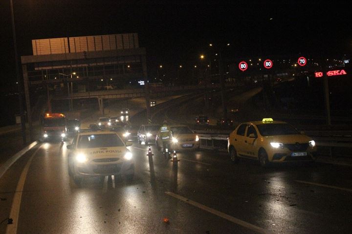 Esenyurt D-100 karayolun'da büyük kaza - 3