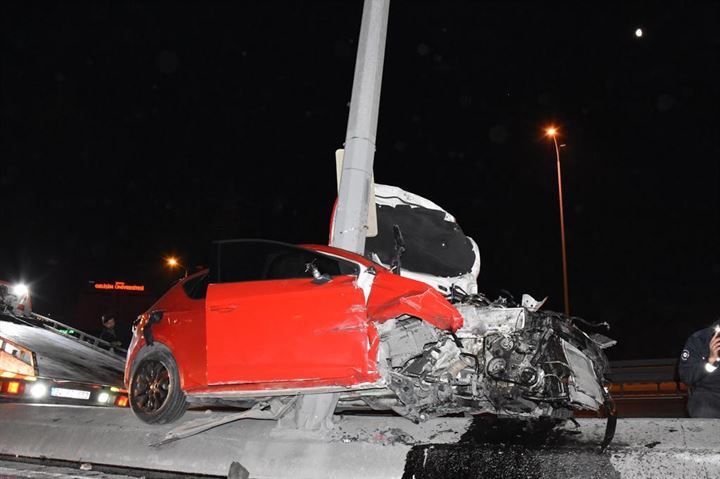 Esenyurt D-100 karayolun'da büyük kaza - 8