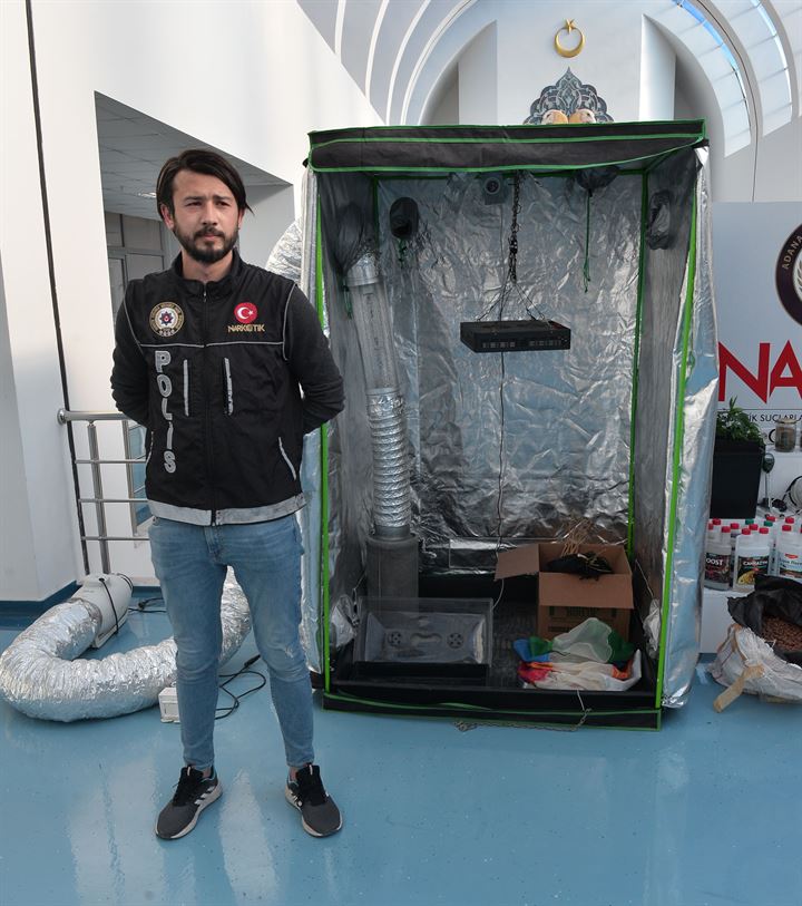 Adana'da 5 dil bilen yazılımcının eve kurduğu sistem polisi şaşırttı - 9