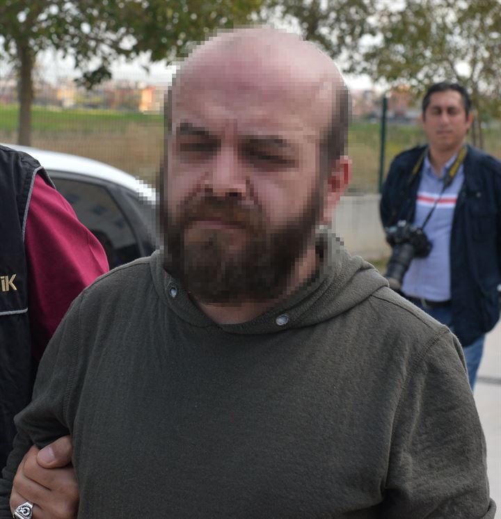 Adana'da 5 dil bilen yazılımcının eve kurduğu sistem polisi şaşırttı - 15