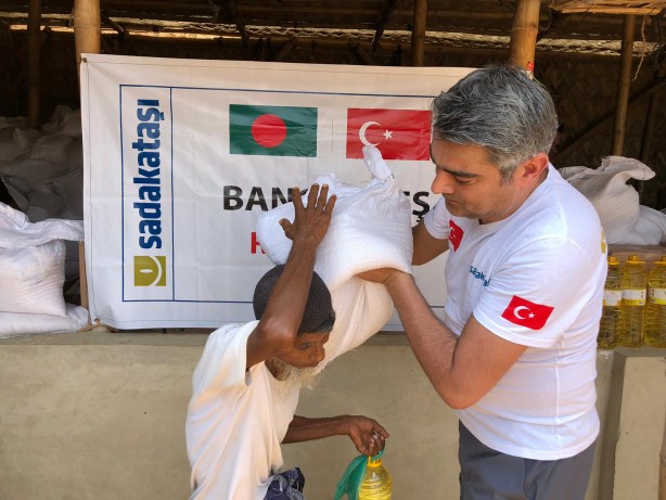 Sadakataşı Derneği'nden Arakanlı Müslümanlara yardım - 4