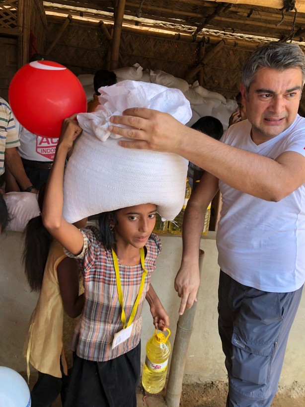 Sadakataşı Derneği'nden Arakanlı Müslümanlara yardım - 25
