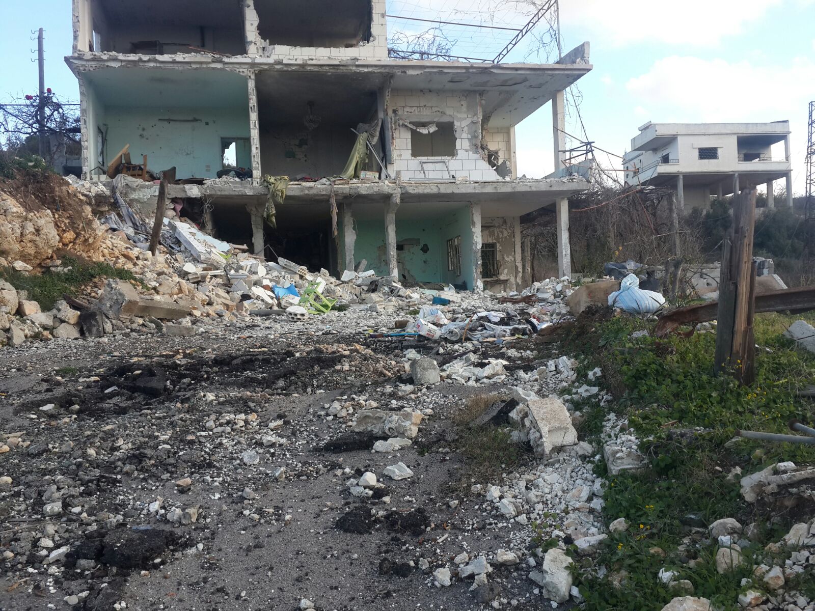 Rus uçakları Türkmen Dağı'nı enkaza çevirdi - 16