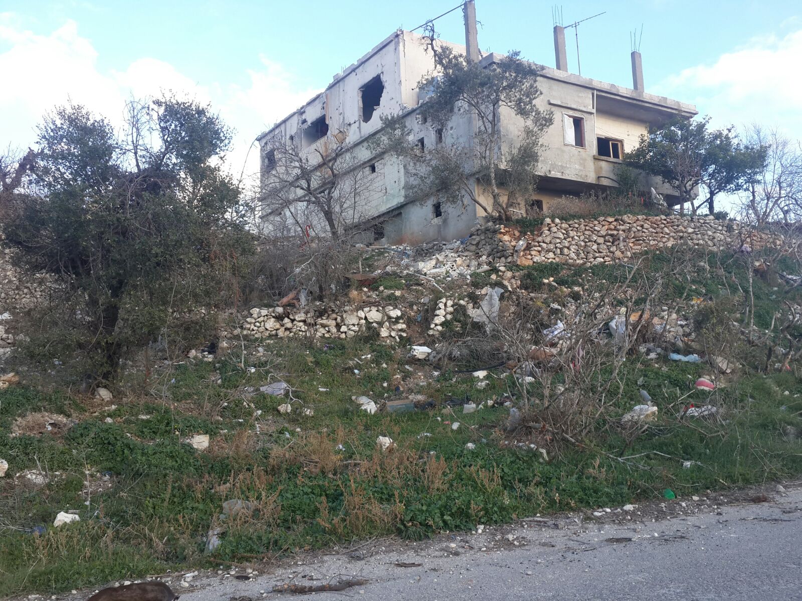 Rus uçakları Türkmen Dağı'nı enkaza çevirdi - 14