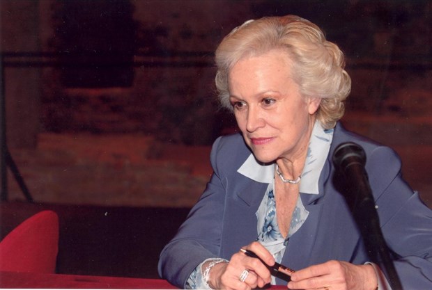 Dünya'nın yarısından fazlası bu 62 ismin - 33