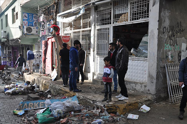 Silopi'de yıkılan binaları devlet onaracak - 742