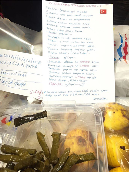 Öğrencilerinden, Sur'daki polis ve askerlere yemek - 2