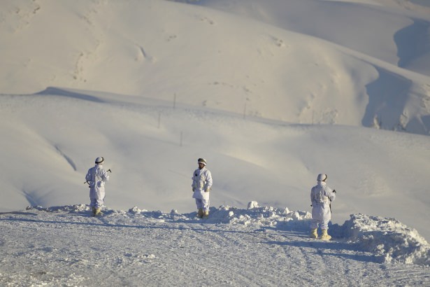 Eksi 20'de vatan savunması - 32