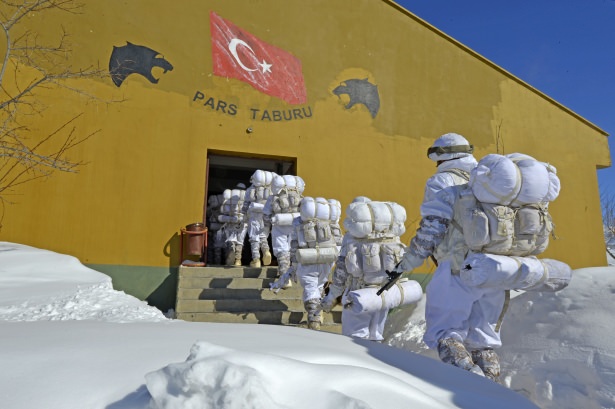 Eksi 20'de vatan savunması - 6