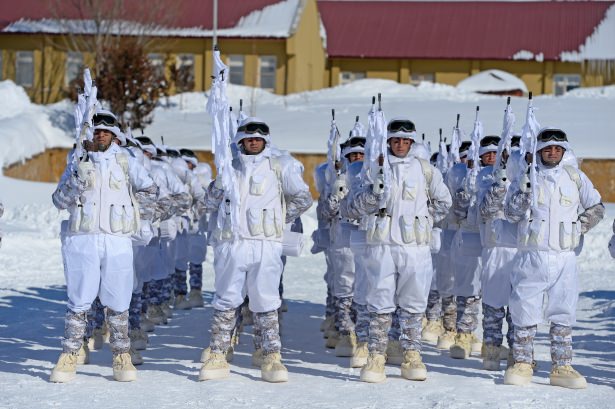 Eksi 20'de vatan savunması - 26