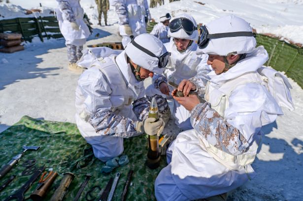 Eksi 20'de vatan savunması - 33