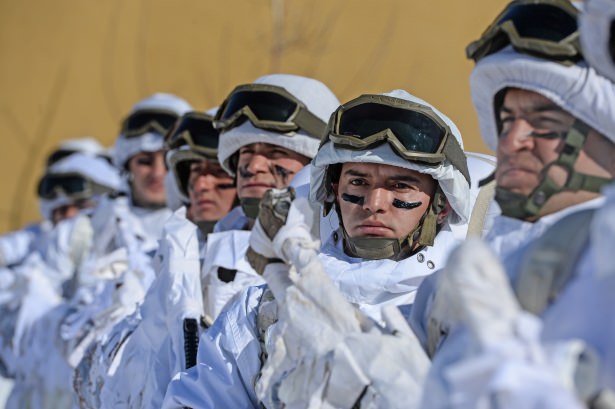 Eksi 20'de vatan savunması - 25