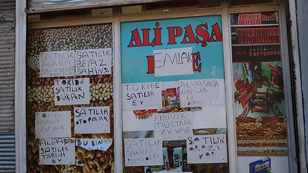 'Surların dışı bizim için gurbet' - 7