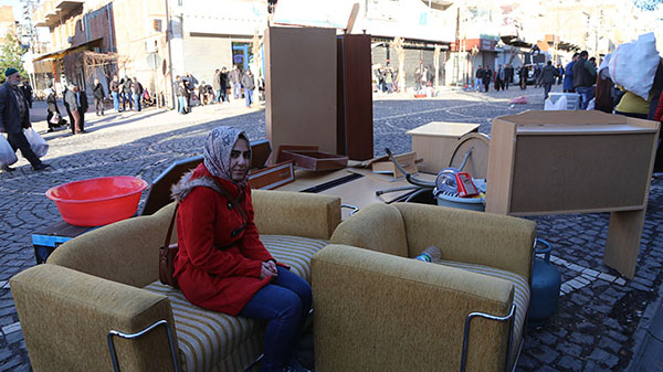 'Surların dışı bizim için gurbet' - 4