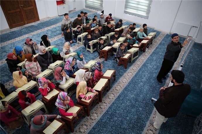 Ahıskalı çocuklar Kur'an-ı Kerim öğreniyor - 3