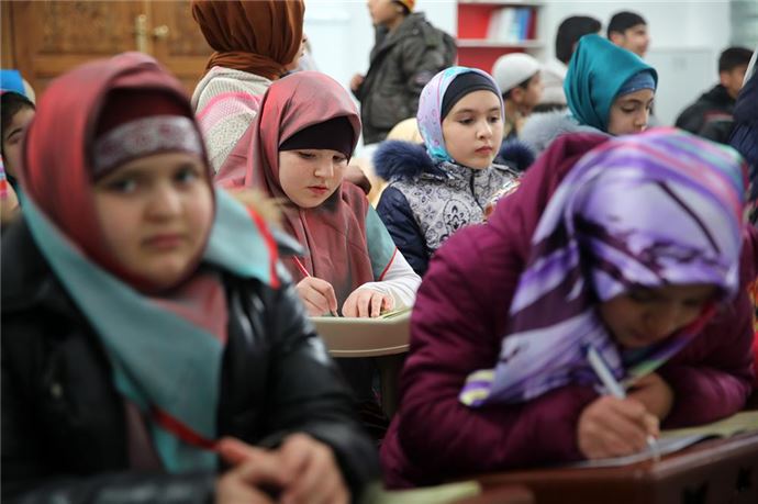 Ahıskalı çocuklar Kur'an-ı Kerim öğreniyor - 9