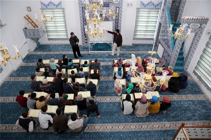 Ahıskalı çocuklar Kur'an-ı Kerim öğreniyor - 8