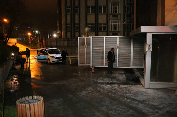 Yeni Şafak ve Yeni Akit gazetelerine saldırı - 2