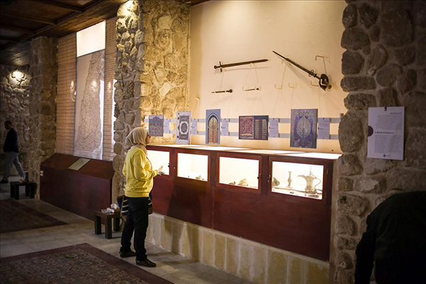 Gazze'de İslami el yazma eserler sergisi - 734