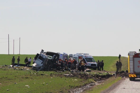 Diyarbakır'da patlama: 6 asker şehit - 817