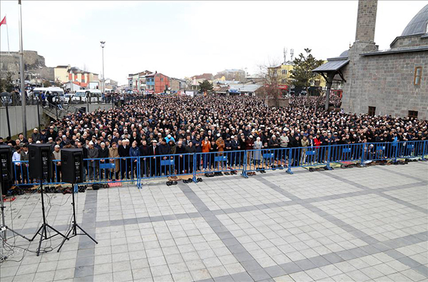 Mehmet Kırkıncı, son yolculuğuna uğurlandı - 9