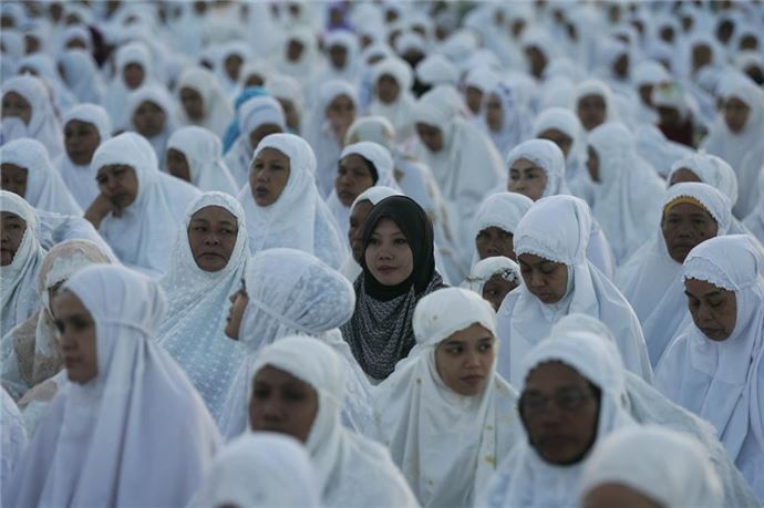 Endonezya'da dünya barışı için dua - 940