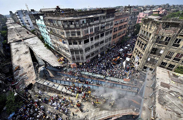 Hindistan'da köprü çöktü - 767