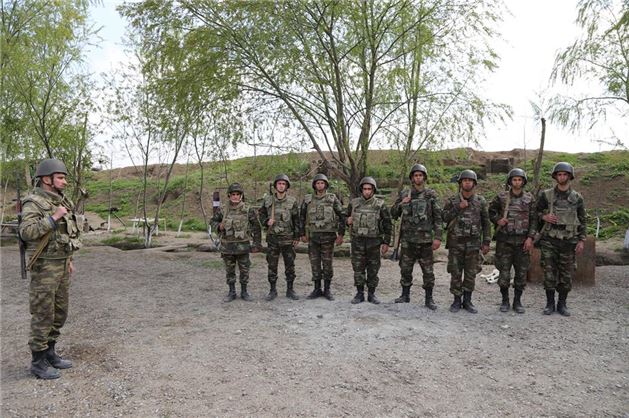 Çatışmaların yaşandığı cephe hattından görüntüler - 8