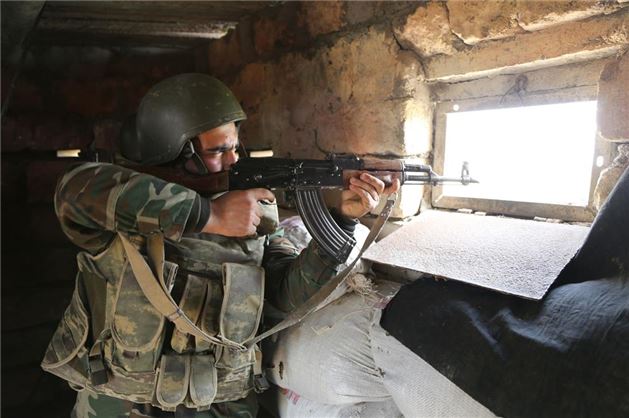 Çatışmaların yaşandığı cephe hattından görüntüler - 10