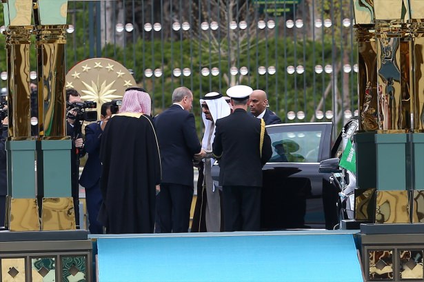 Kral Selman’a ’Devlet Nişanı’ - 572