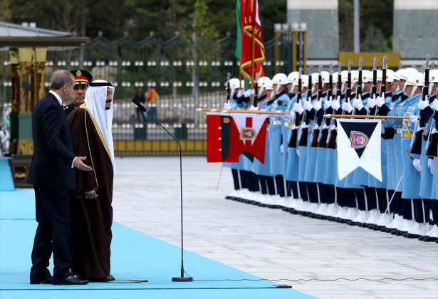 Kral Selman’a ’Devlet Nişanı’ - 692