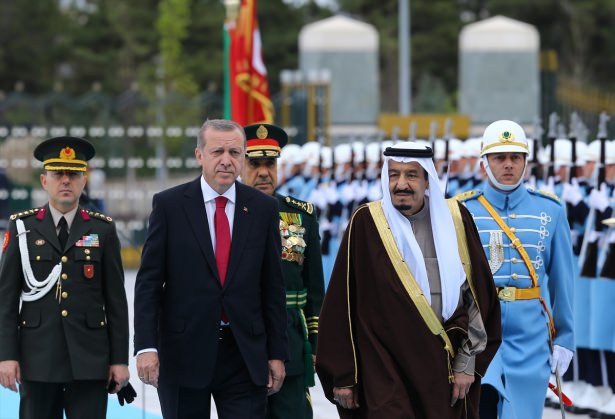 Kral Selman’a ’Devlet Nişanı’ - 528