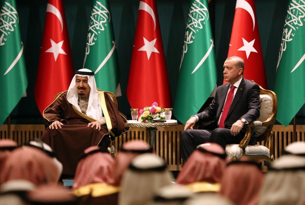 Kral Selman’a ’Devlet Nişanı’ - 892