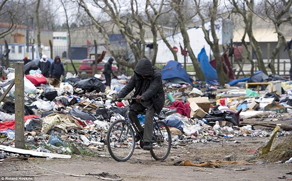 Calais kampından akılda kalanlar - 16