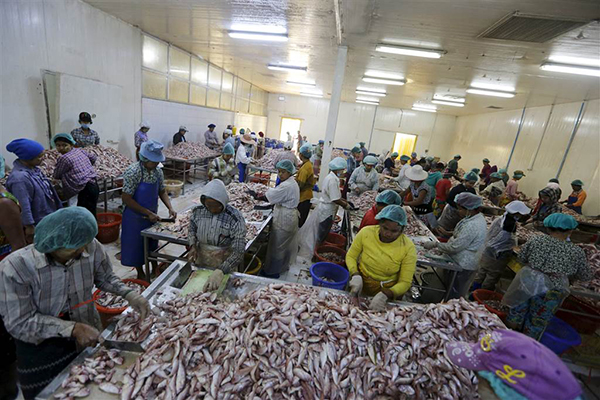 Myanmar'ın ekonomisini çocuklar ayakta tutuyor - 5