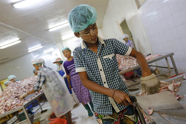 Myanmar'ın ekonomisini çocuklar ayakta tutuyor - 9