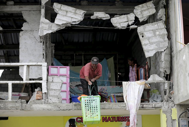 Deprem sonrası Ekvador - 738