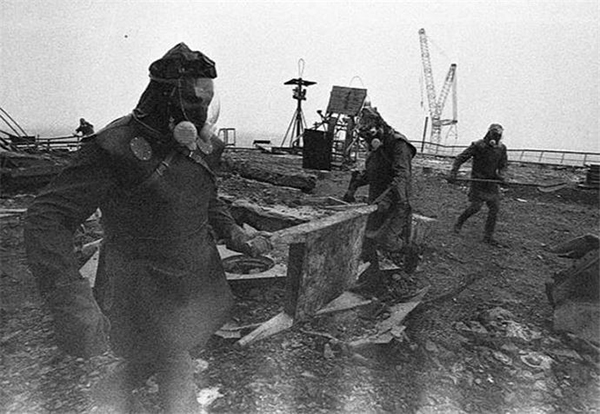 30. yıl dönümünde Çernobil sokakları - 3