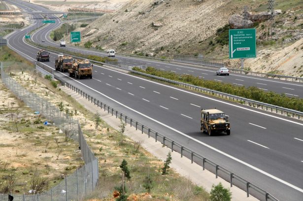 Kilis sınırına zırhlı birlik sevkiyatı - 903