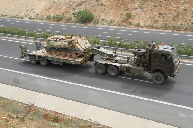 Kilis sınırına zırhlı birlik sevkiyatı - 617