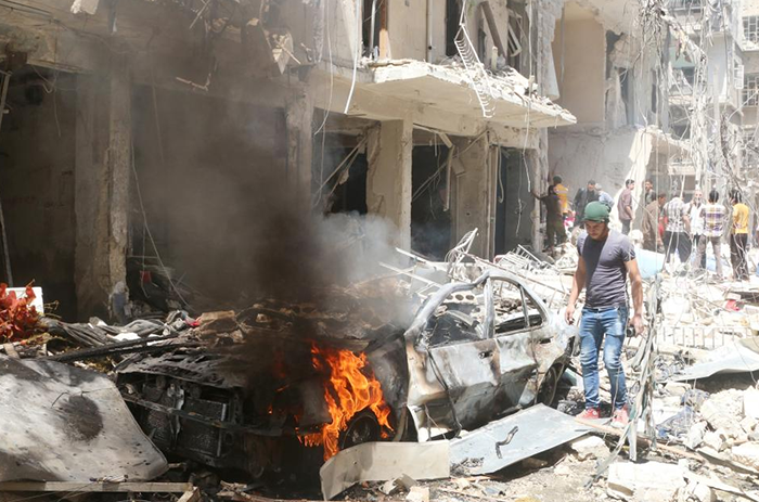 Rusya, Halep'te hastaneyi vurdu - 12