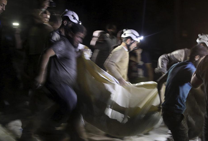 Rusya, Halep'te hastaneyi vurdu - 13