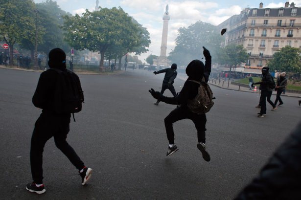 Fransa karıştı! 500 bin kişi sokakta - 19